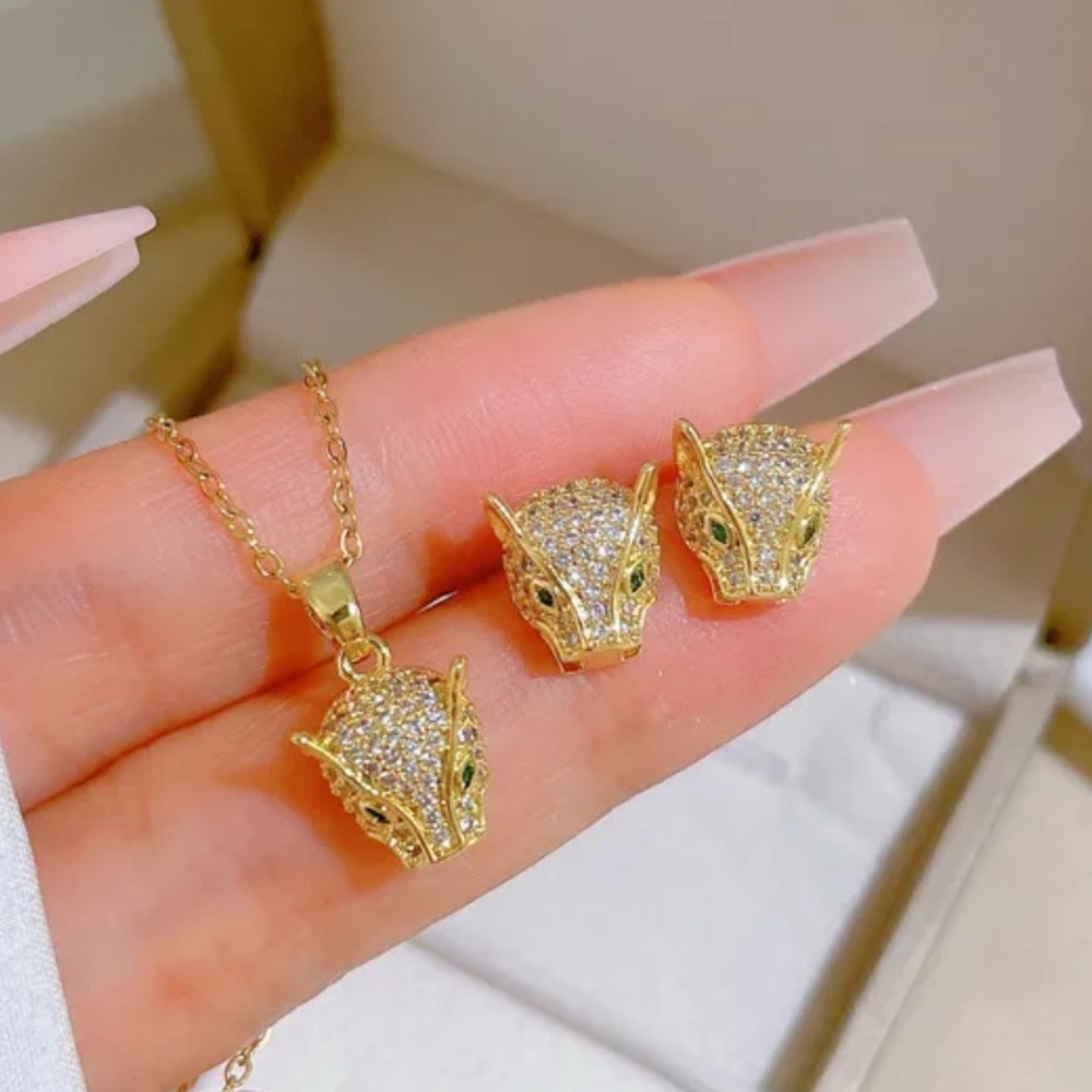 18K Gold Micro Pave Diamond Inlay Panther Head Necklace & Earring Set No Fade - Picture 2 of 5